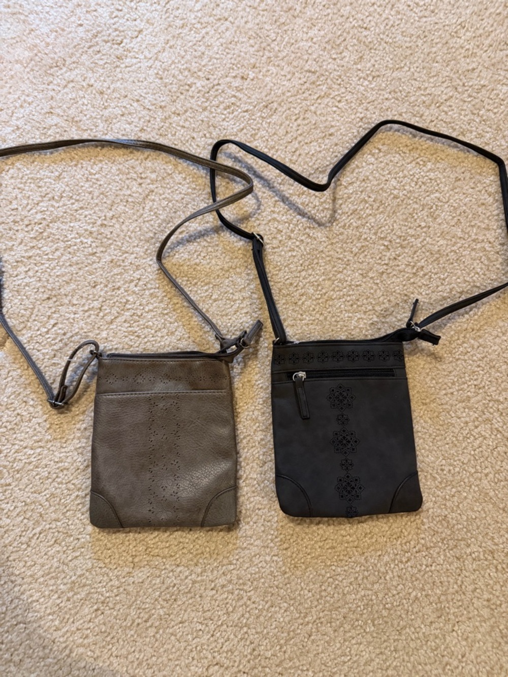 Crossbody Shoulder Bags Duo - Gray and Black